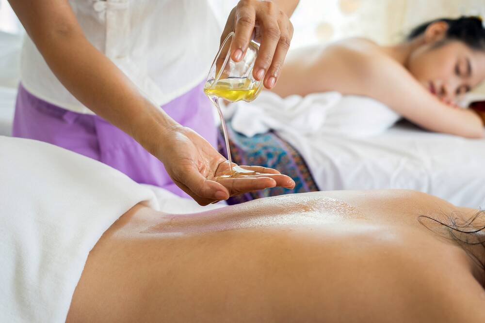 Aroma Massage